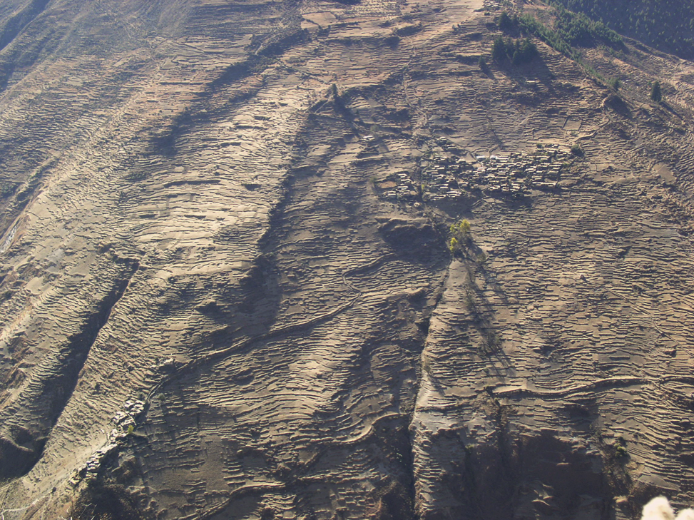 Fig. 4.2.  Tarang in the upper right; Tarakot in the lower left; Tupatara is to the right of Tarang out of the picture. November 2008. Photo courtesy of the author, CC BY.