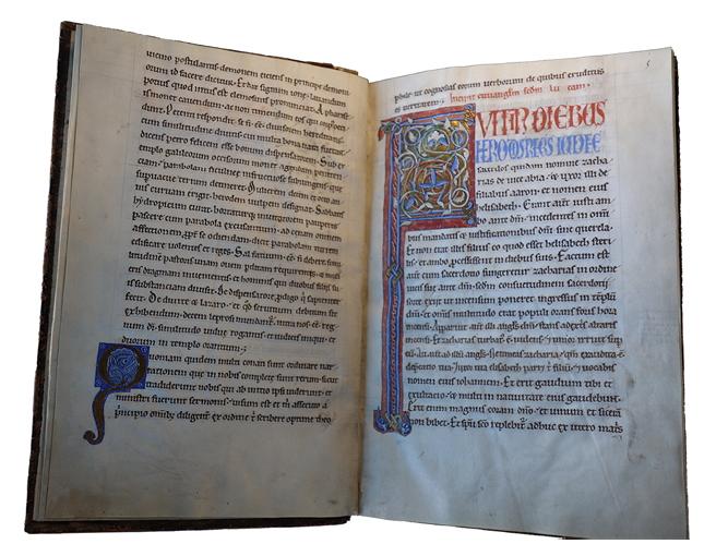The Gospels of St Loup, a manuscript marked by the transition of rituals from the Pontifical to the Gospel, opens to the Book of Luke (Troyes, BM, Ms. 2775, fols 4v-5r), dating between 1164-1197. This period piece represents the era’s liturgical practices, with boldly painted initials indicative of the manuscript’s sacramental use. The Gospels were integral to the expanding scope of professions of obedience, a practice originating in Canterbury and adapting across regions.