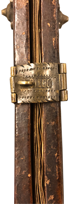 Edge of the binding of the Chapter of St. Servaas’ oath book, Maastricht, shows how the thin document is bound in an overly-large cover to demonstrate the manuscript’s ceremonial importance. The Hague, KB, Ms. 75 F 16.